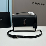Рекомендуем сумку-гармошку YSL в комплекте с коробкой. Прочная, практичная и уни