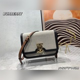 【Комплектация】 Сумка Burberry TB, сумка с фирменной застежкой TB, без излишних д