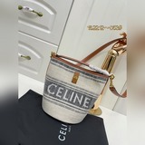 Новая модель Celin BUCKET 16 с вышивкой. Новый размер идеально подходит для мини