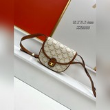 Celine Селин Новая сумка-седло TRIOMHE BESACE мини 2023.