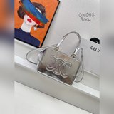 Celine весна-лето 2023, модель Folded Cube Triumphal Arch, женская сумка Celine.