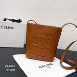 Маленькая сумка Celine в форме ведра, вес 0,5 кг, изготовлена из кожи, с большим