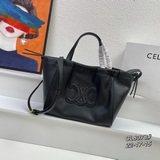 Новая модель сумки Celine Cabas с шнурком. Эта маленькая сумка практически не от