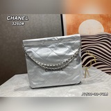 В комплекте с коробкой. Самый популярный мешок для мусора 22s 22bag. Второй 22s 