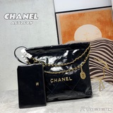 В комплекте с коробкой. Самый популярный мешок для мусора 22s 22bag. Второй 22s 