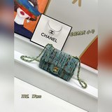 Маленькая сумка Chanel из серии «шерстяной»! Это сумка, которую все ваши друзья 