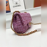 Маленькая сумка Chanel из серии «шерстяной»! Это сумка, которую все ваши друзья 