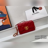 Chane123ssai, я в восторге от этого ретро-замка в форме сердца. У 23ss слишком м