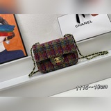 Новейшая модель Chanel, мягкая шерсть： светло-золотистая металлическая цепочка и