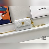 chanel： 2023 Цепочка любви, маленькая сумка： матовая текстура в форме сердца выз