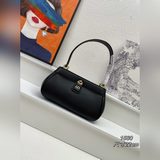Сумки/сумки под мышку. Дамы, которые еще не приобрели такую сумку, обратите вним