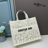 [dior Book Tote] Большинство людей, приобретая товары роскошных брендов, в перву