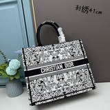 [dior Book Tote] Большинство людей, приобретая товары роскошных брендов, в перву
