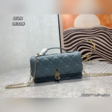 Lady Dior перламутровая сумочка из натуральной овечьей кожи. Эта сумочка — новин