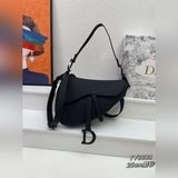 В комплекте с коробкой, большой размер 【Dior saddle матовая серия】 Размер： 25,5 