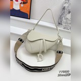 В комплекте с коробкой, большой размер 【Dior saddle матовая серия】 Размер： 25,5 