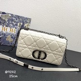 Новая модель с коробкой D1OR 2023 CARO BAG. Эта сумка действительно невозможно н