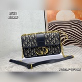 Сумка Dior 30 Montaigne, вдохновленная моделью Dior 1947 года.