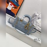 В комплекте с коробкой, весенняя и летняя коллекция Lady D-Joy. Эта сумка Lady D