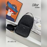 Новейшая модель этого года.  [Отправить] Новейшая модель сумки через плечо с кос