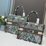 【dior book tote】 Большинство людей, приобретая товары роскошных брендов, в перву
