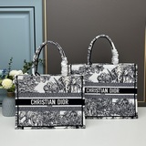 【dior book tote】 Большинство людей, приобретая товары роскошных брендов, в перву