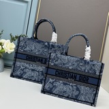 【dior book tote】 Большинство людей, приобретая товары роскошных брендов, в перву