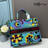 [dior Book Tote] Большинство людей, приобретая товары роскошных брендов, в перву
