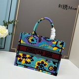 [dior Book Tote] Большинство людей, приобретая товары роскошных брендов, в перву