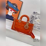 В комплекте с коробкой, весенняя и летняя коллекция Lady D-Joy. Эта сумка Lady D