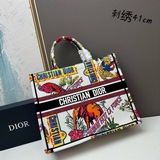 [dior Book Tote] Большинство людей, приобретая товары роскошных брендов, в перву