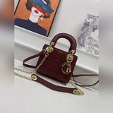 Золотая застежка, серия Mini lady classic. Классическая серия, которая отличаетс