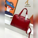Prada «PRADA» 2023 эксклюзивная модель в продаже. Самая популярная модель Prada 
