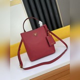 Оригинальное качество P-House. Сумка из кожи Double Saffiano. Изготовлена из ита