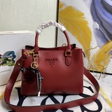 Prada 2107 «Хит 2023 года» — это модный и стильный аксессуар, который будет акту