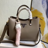 Prada 5002 «Хит 2023 года» — популярная модель, которая будет актуальна в течени