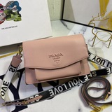 Prada сумка с клапаном и одним плечевым ремнем, модель 2103, с двумя плечевыми р