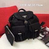 Женский рюкзак Prada, 811.# Рюкзак с подвесной сумкой в наличии, изготовлен из п