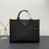 Сумка-тоут из кожи Saffiano с ручками из кожи Saffiano, высота 110 см, съемные и