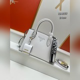 (1BA269#) Двойные плечевые ремни Prada. Эта сумка с застежкой-молнией просто соз