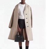 PRADA (мини-версия) с тонким рисунком личи поступила в продажу. Новая модель Dou