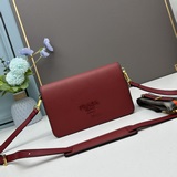 PRADA - бестселлер с откидной крышкой, обновленная версия большого размера, с дв