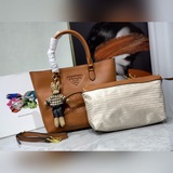 Новая коллекция сумок PRADA 2023 [улыбка] Новинки в Европе и США. Каждый раз, ко