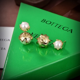 BOTTEGA VENETA новые серьги BV Pearl с уникальным дизайном индиви
