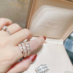 Уровень покупки Bvlgari SERPENTI серия, кольцо с открытым верхом,