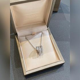 Колье с подвеской виде змеи от Bulgari, ювелирное изделие из сери