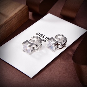 Серьги Celine RECLOUS Новинка Простые и стильные серьги, идентичн