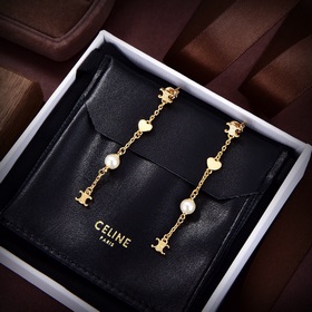 Celine 2023 новые серьги RECLOUS новинка. Простые и модные серьги