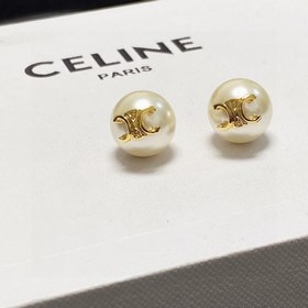 Celine Triumph Arch Pearl Small Stud Earrings. Celine уже стала с