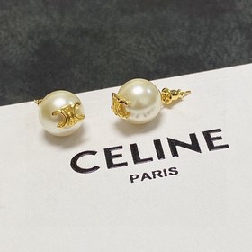 Celine Triumph Arch Pearl Small Stud Earrings. Celine уже стала с